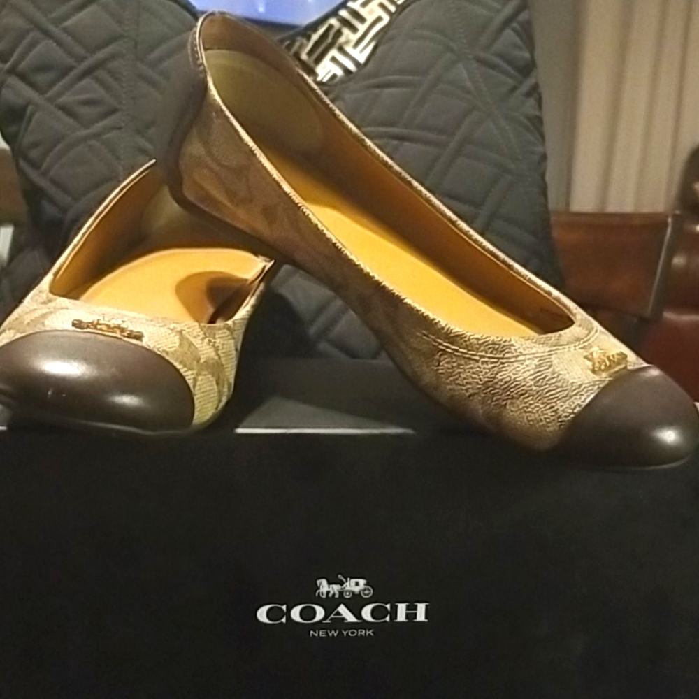 Coach Flats